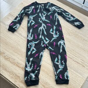 NEW 🆕 Carter’s Space Kids One Piece Winter Pyjama size 5